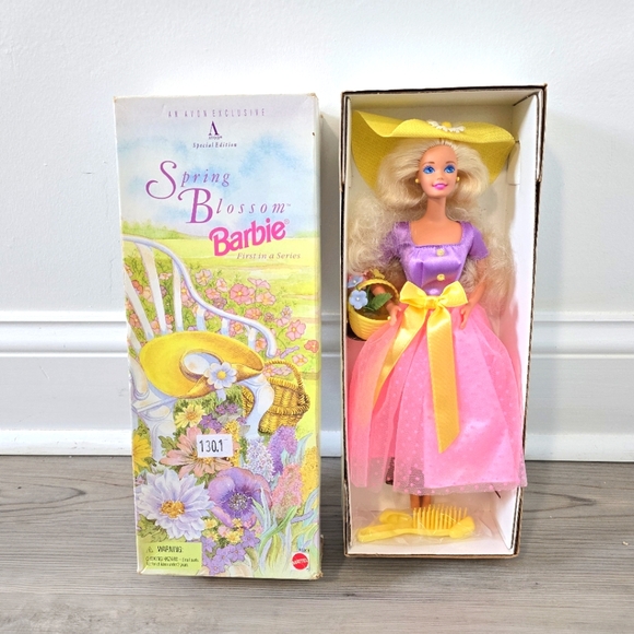 Vintage 1995 Avon Special Edition Spring Blossom Barbie Doll